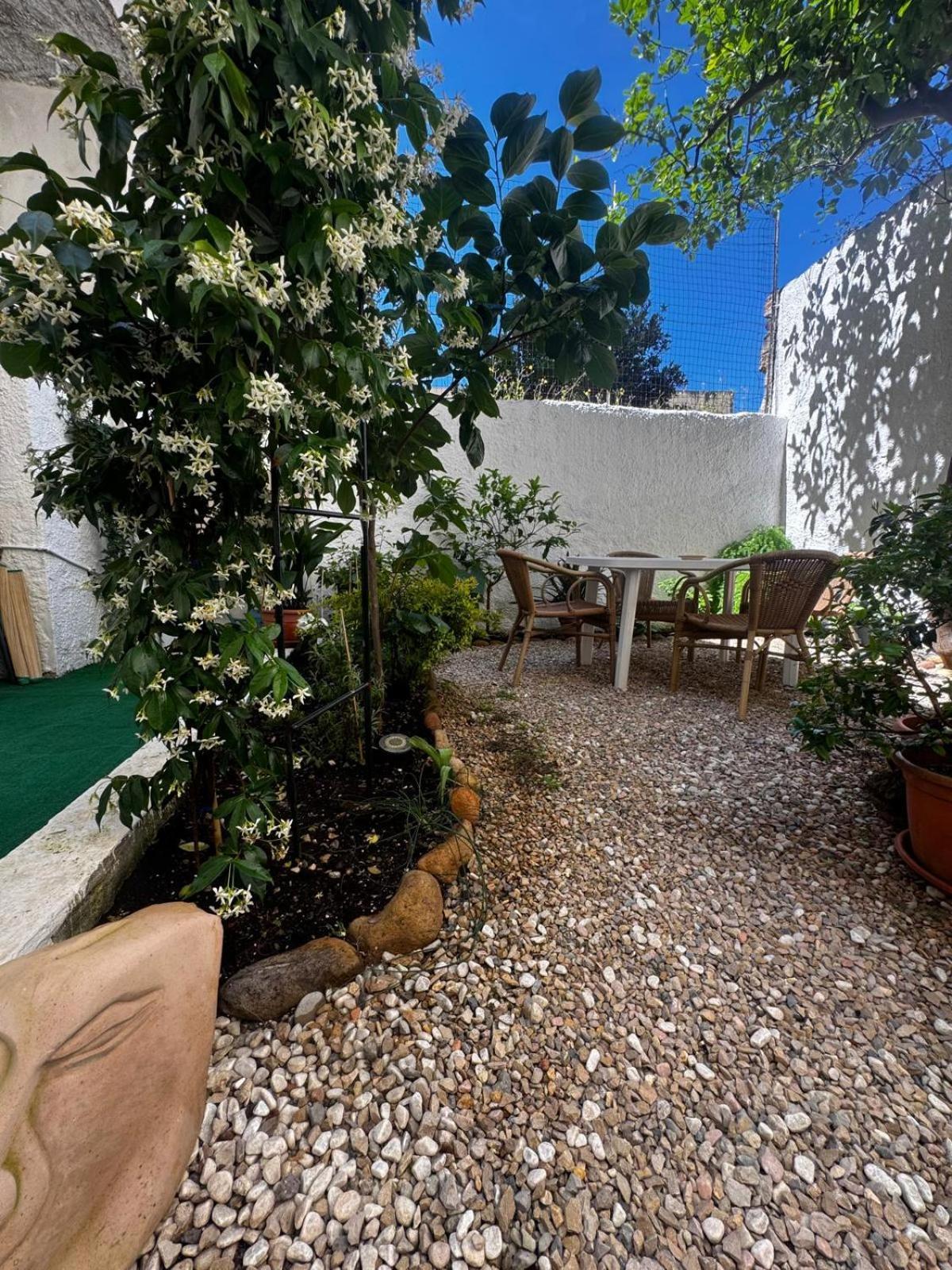 Flowered House With Garden 阿尔盖罗 外观 照片